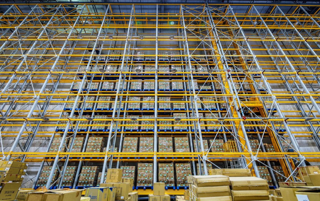 retail-fulfillment-warehouse-racking